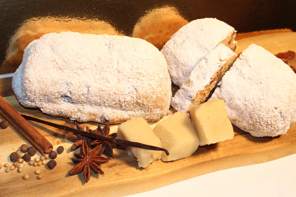 Butter-Marzipan-Stollen (Traditionsstollen) - Café-Bäckerei Liese